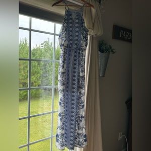 NWOT Japna Floral Maxi Dress
